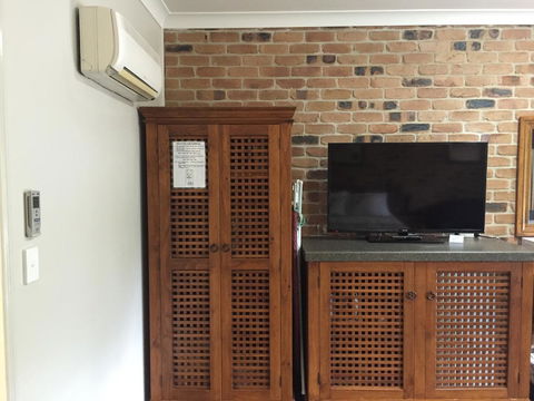 Country Gardens Motor Inn - Accommodation Sunshine Coast 25