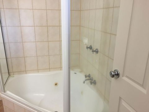 Country Gardens Motor Inn - Accommodation Sunshine Coast 26