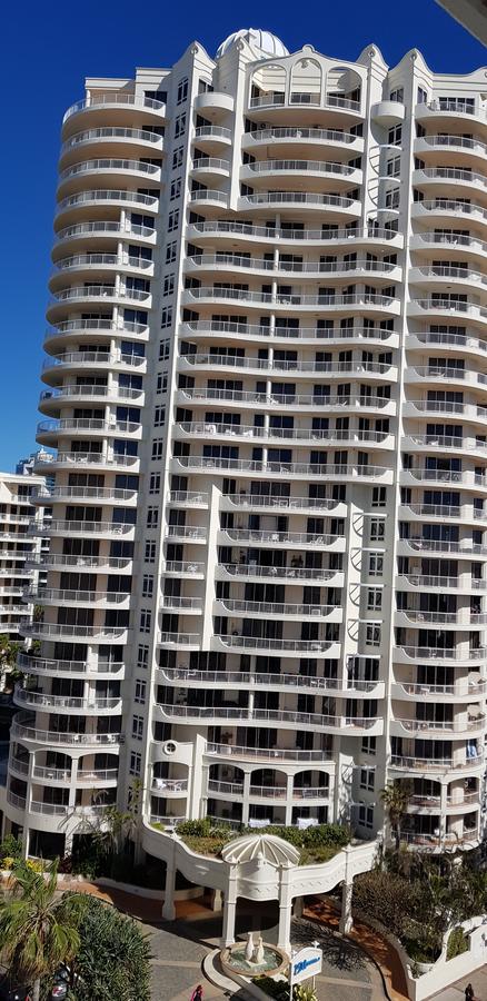 APR Private SUITES MOROC By The Beach - Accommodation Sunshine Coast 8