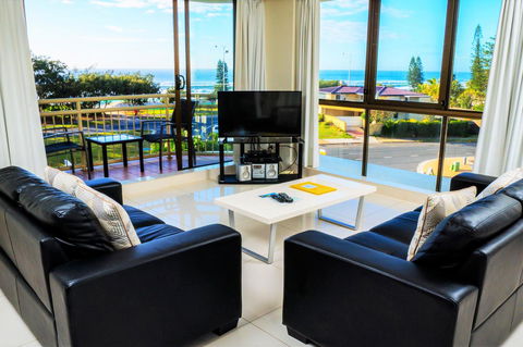 Seacrest Beachfront Apartments Surfers Paradise - Accommodation Sunshine Coast 35