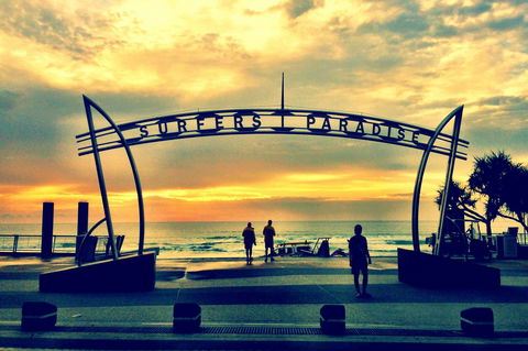 Seacrest Beachfront Apartments Surfers Paradise - Accommodation Sunshine Coast 44