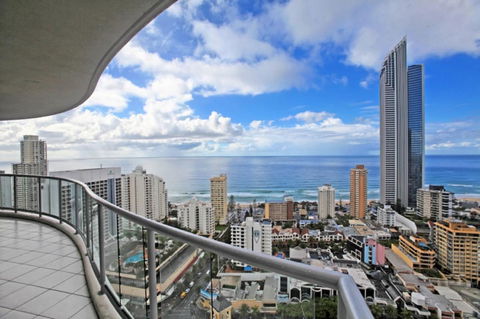 The Towers Of Chevron Renaissance - Holidays Gold Coast - Accommodation Sunshine Coast 36