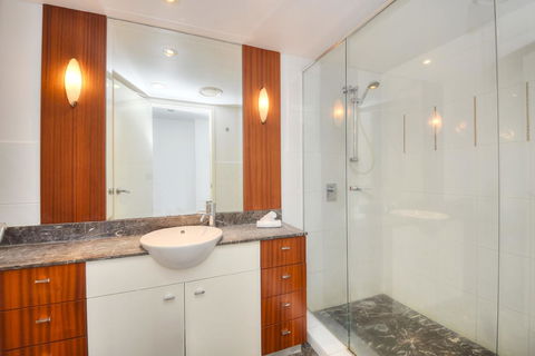 The Towers Of Chevron Renaissance - Holidays Gold Coast - Accommodation Sunshine Coast 17