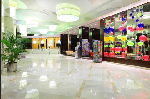 The Towers Of Chevron Renaissance - Holidays Gold Coast - Accommodation Sunshine Coast 15