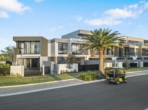 The Residences At The Peninsula - Accommodation Sunshine Coast 1