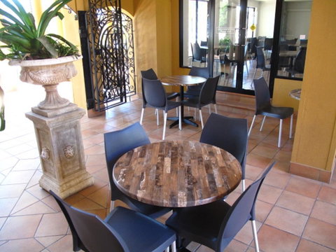 Palm Royale Cairns - Accommodation Sunshine Coast 12