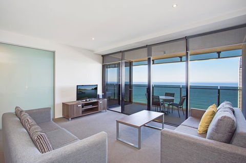 Mantra Circle On Cavill - Accommodation Sunshine Coast 13