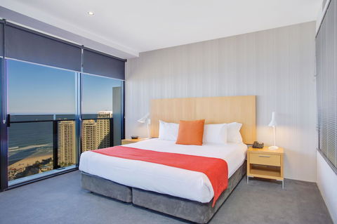 Mantra Circle On Cavill - Accommodation Sunshine Coast 27