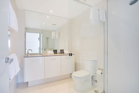 Mantra Circle On Cavill - Accommodation Sunshine Coast 4