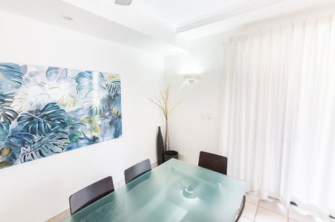 Bermuda Villas - Accommodation Sunshine Coast 10