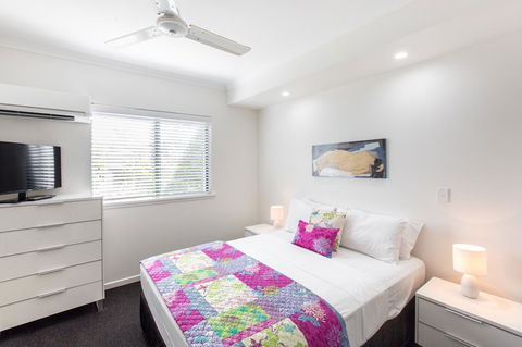 Bermuda Villas - Accommodation Sunshine Coast 6