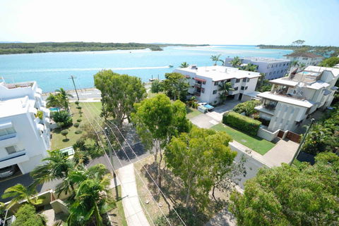 Bermuda Villas - Accommodation Sunshine Coast 15