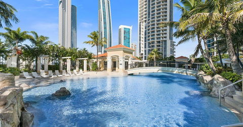 Towers Of Chevron - Private Apartment - Accommodation Sunshine Coast 9