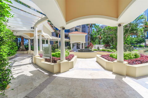 Towers Of Chevron - Private Apartment - Accommodation Sunshine Coast 15