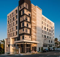 Woodroffe Hotel - Accommodation Sunshine Coast