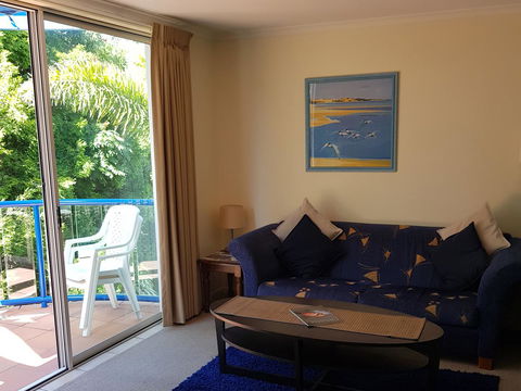 Surfers Beach Resort One - Accommodation Sunshine Coast 28