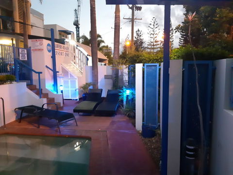 Surfers Beach Resort One - Accommodation Sunshine Coast 10