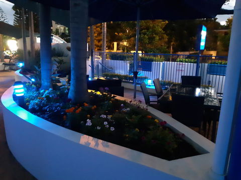 Surfers Beach Resort One - Accommodation Sunshine Coast 11