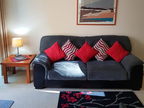 Surfers Beach Resort One - Accommodation Sunshine Coast 16