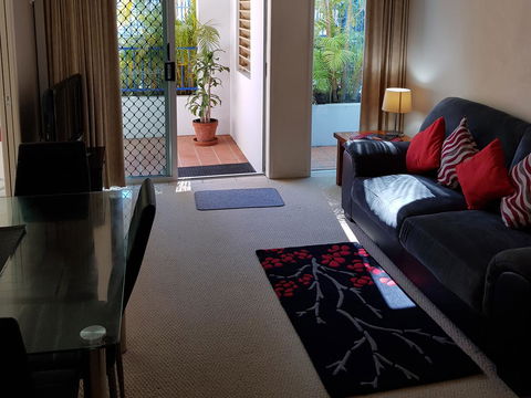 Surfers Beach Resort One - Accommodation Sunshine Coast 17