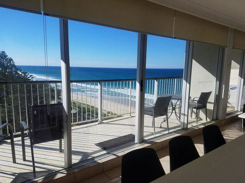 Golden Sands On The Beach - Absolute Beachfront Apartments - Accommodation Sunshine Coast 32