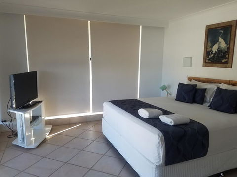 Golden Sands On The Beach - Absolute Beachfront Apartments - Accommodation Sunshine Coast 33