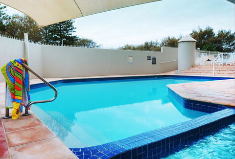 Golden Sands On The Beach - Absolute Beachfront Apartments - Accommodation Sunshine Coast 14