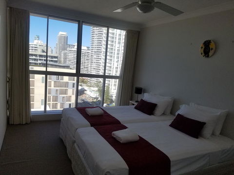 Golden Sands On The Beach - Absolute Beachfront Apartments - Accommodation Sunshine Coast 23