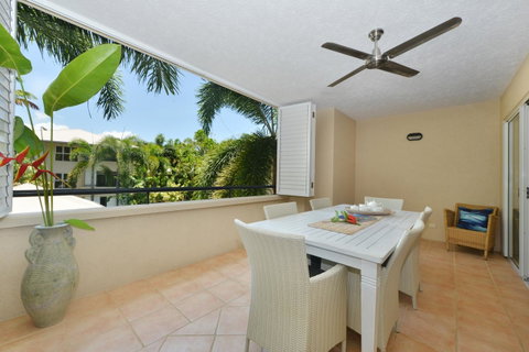 Cayman Villas Port Douglas - Accommodation Sunshine Coast 37