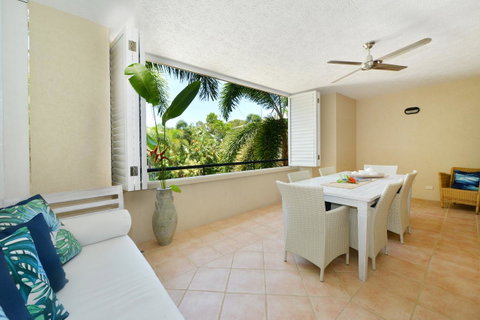 Cayman Villas Port Douglas - Accommodation Sunshine Coast 36