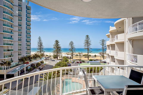 Kirra Beach Apartments - Accommodation Sunshine Coast 22