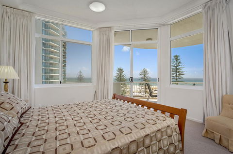 Kirra Beach Apartments - Accommodation Sunshine Coast 23