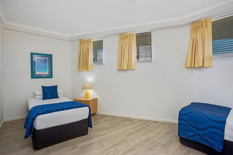 Kirra Beach Apartments - Accommodation Sunshine Coast 17