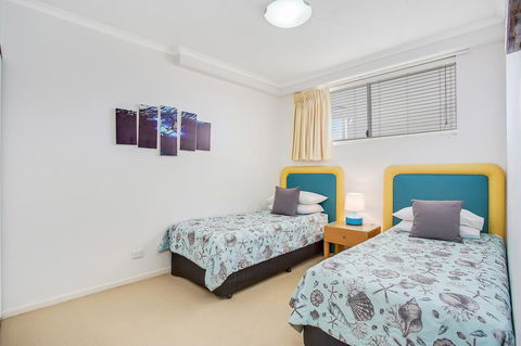 Kirra Beach Apartments - Accommodation Sunshine Coast 18