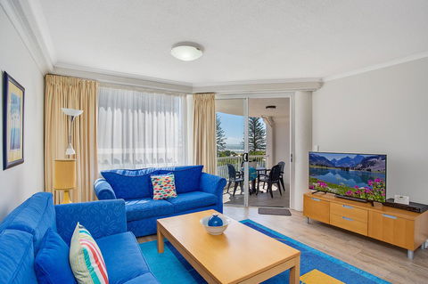 Kirra Beach Apartments - Accommodation Sunshine Coast 15
