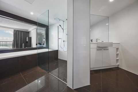 Novotel Surfers Paradise - Accommodation Sunshine Coast 20