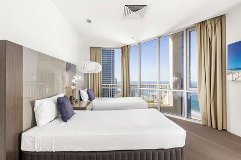 Novotel Surfers Paradise - Accommodation Sunshine Coast 2