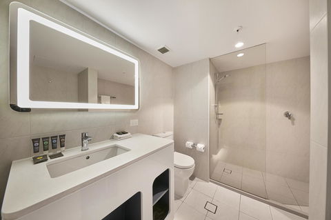 Novotel Surfers Paradise - Accommodation Sunshine Coast 16