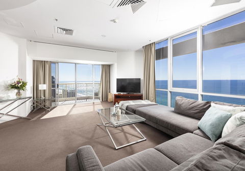 Novotel Surfers Paradise - Accommodation Sunshine Coast 3