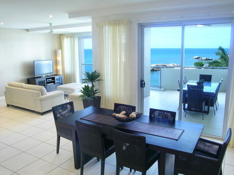 Coral Cove Apartments - Accommodation Sunshine Coast 15