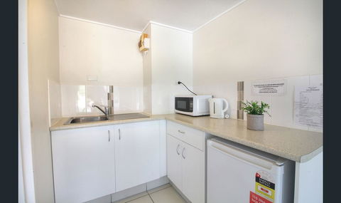 Bay Of Palms - Accommodation Sunshine Coast 24