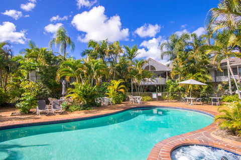 Bay Of Palms - Accommodation Sunshine Coast 13