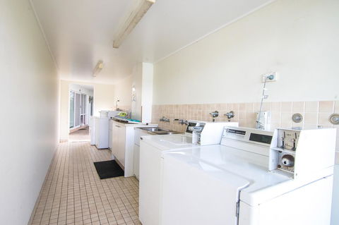 Bay Of Palms - Accommodation Sunshine Coast 44