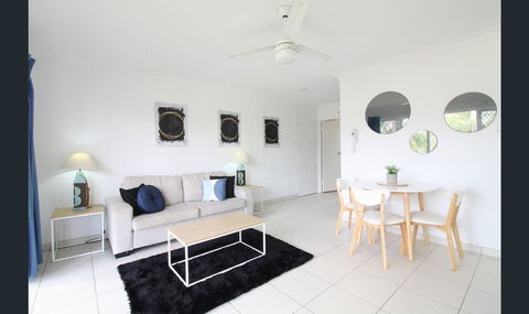 Bay Of Palms - Accommodation Sunshine Coast 21