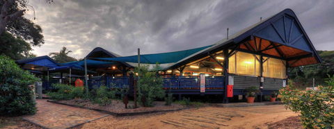 Fraser Island Retreat - Accommodation Sunshine Coast 0