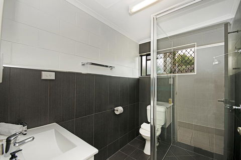 Townsville Holiday Apartments - Accommodation Sunshine Coast 18