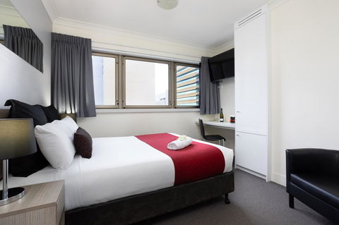 George Williams Hotel - Accommodation Sunshine Coast 11