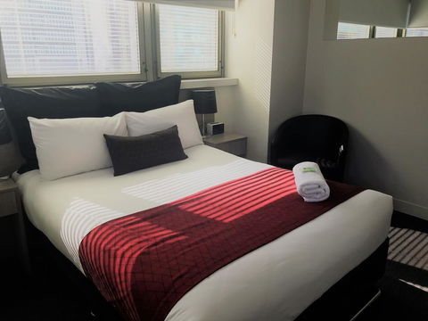 George Williams Hotel - Accommodation Sunshine Coast 12