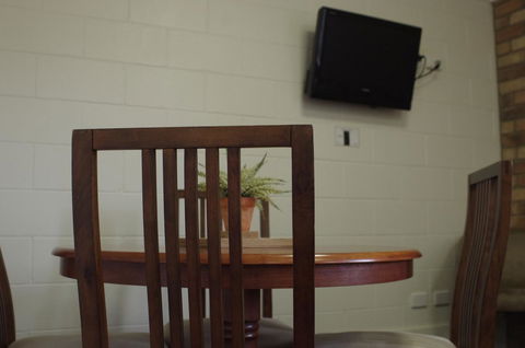 Burke & Wills Motor Inn - Accommodation Sunshine Coast 13