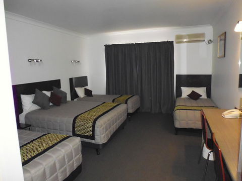 Burke & Wills Motor Inn - Accommodation Sunshine Coast 26